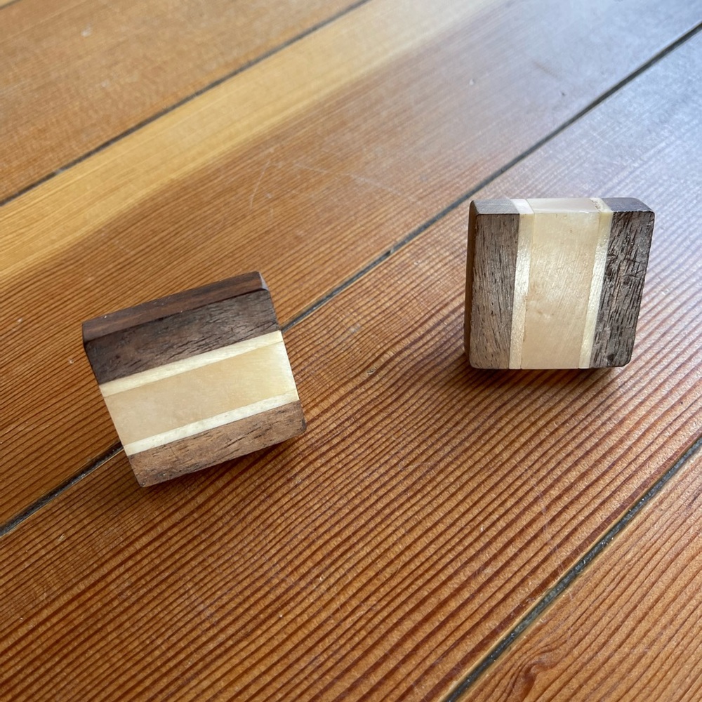 Anthropologie Knobs